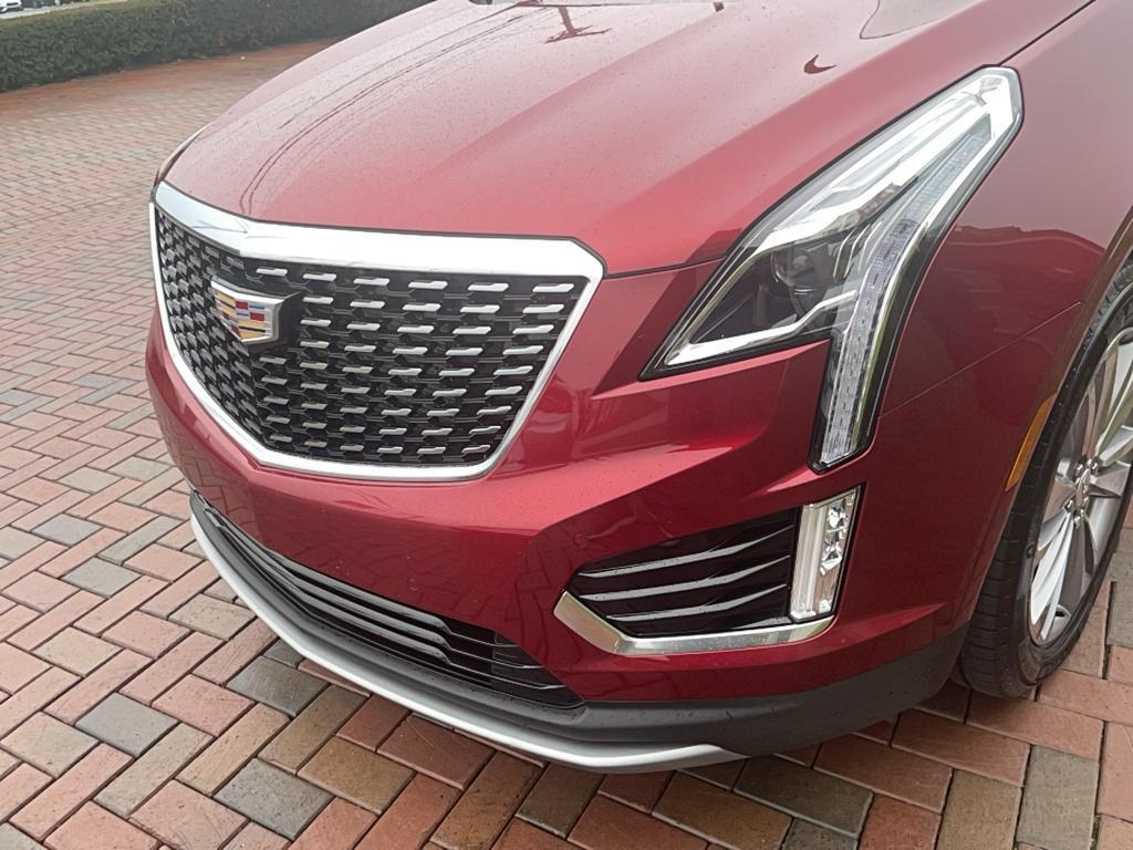 used 2023 Cadillac XT5 car, priced at $36,900