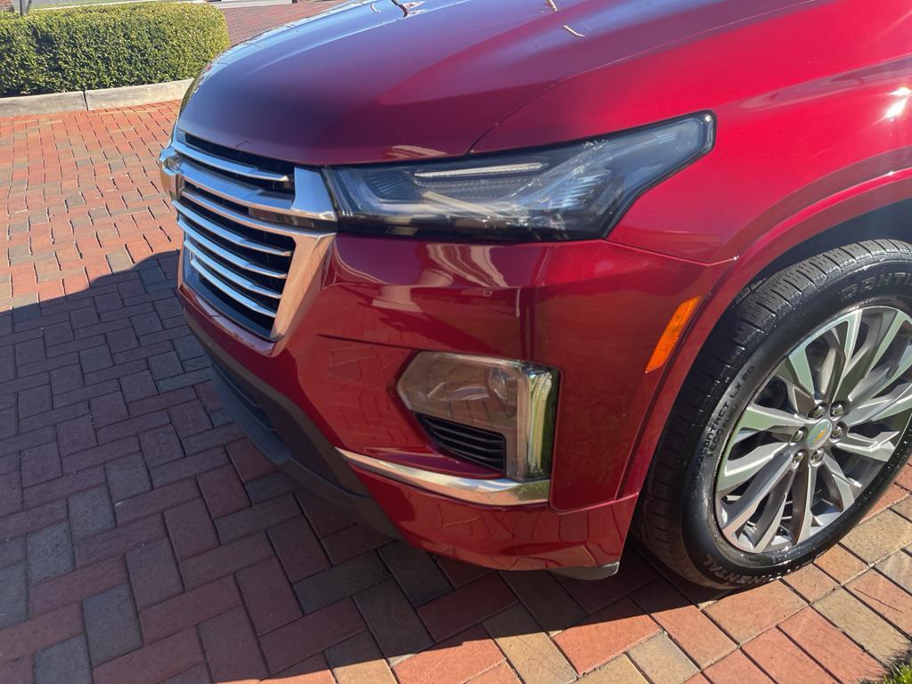 used 2023 Chevrolet Traverse car, priced at $40,800