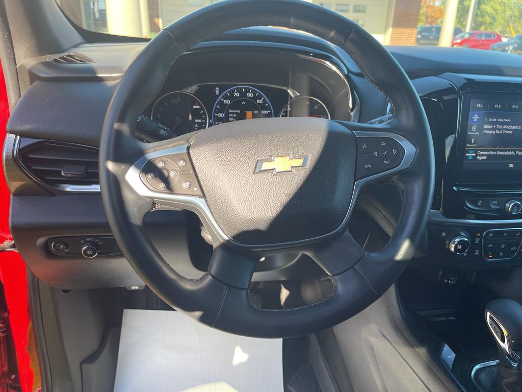 used 2023 Chevrolet Traverse car, priced at $40,800