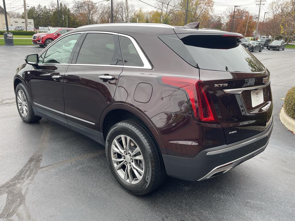 used 2021 Cadillac XT5 car, priced at $34,497