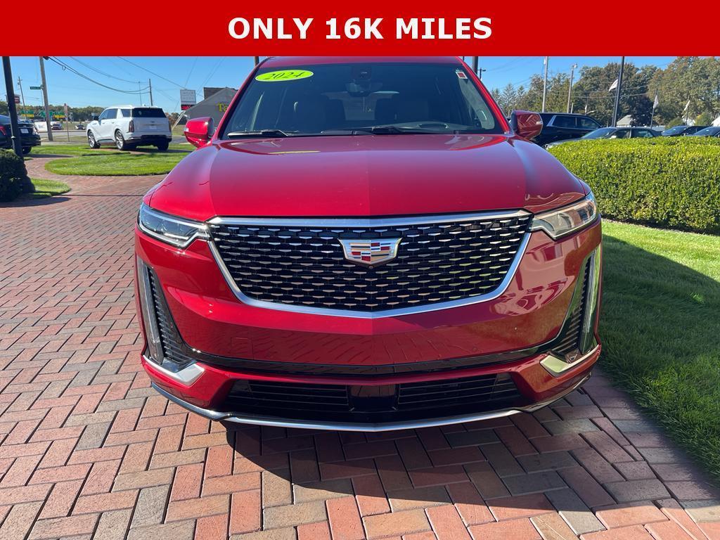 used 2024 Cadillac XT6 car, priced at $48,500