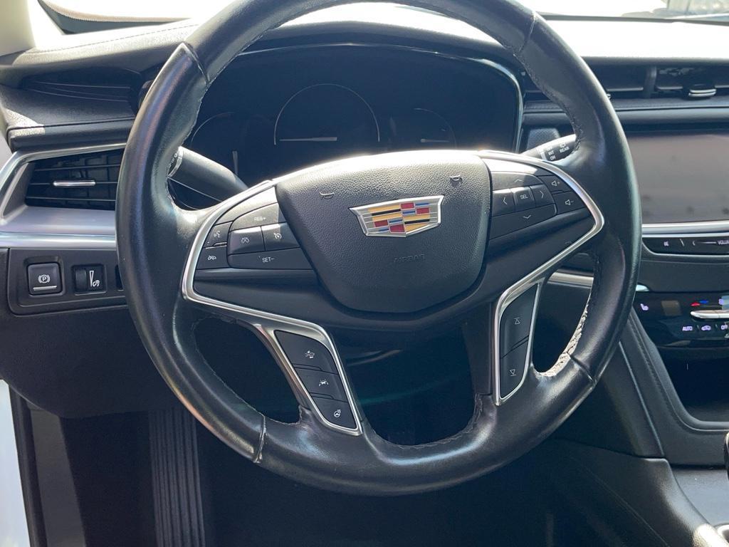 used 2019 Cadillac XT5 car, priced at $23,400