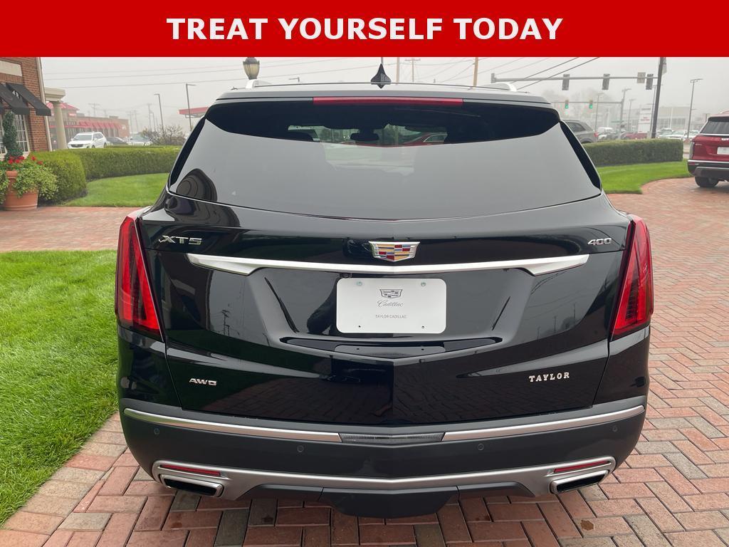 used 2023 Cadillac XT5 car, priced at $37,900