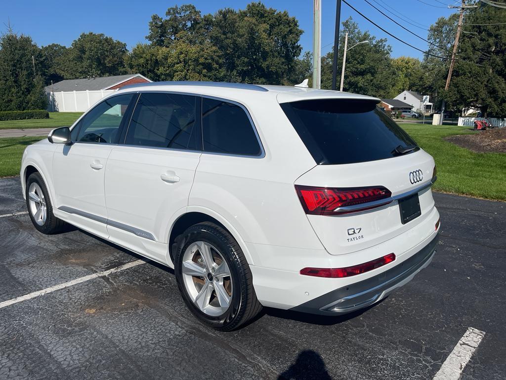 used 2024 Audi Q7 car, priced at $42,000