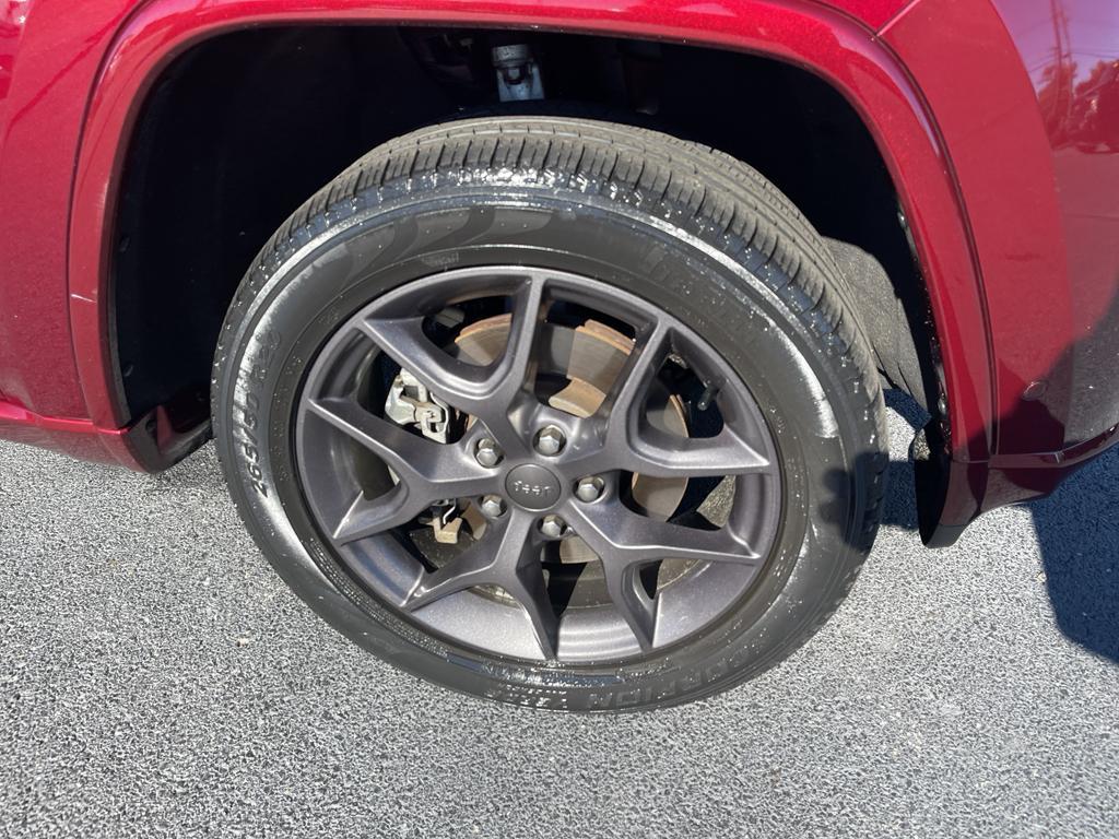 used 2021 Jeep Grand Cherokee car, priced at $27,700