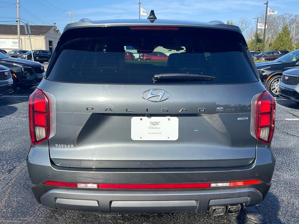 used 2024 Hyundai Palisade car, priced at $38,400