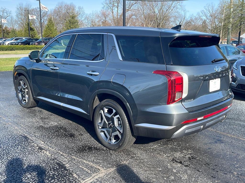 used 2024 Hyundai Palisade car, priced at $38,400