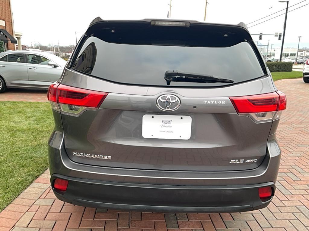 used 2019 Toyota Highlander car, priced at $25,000