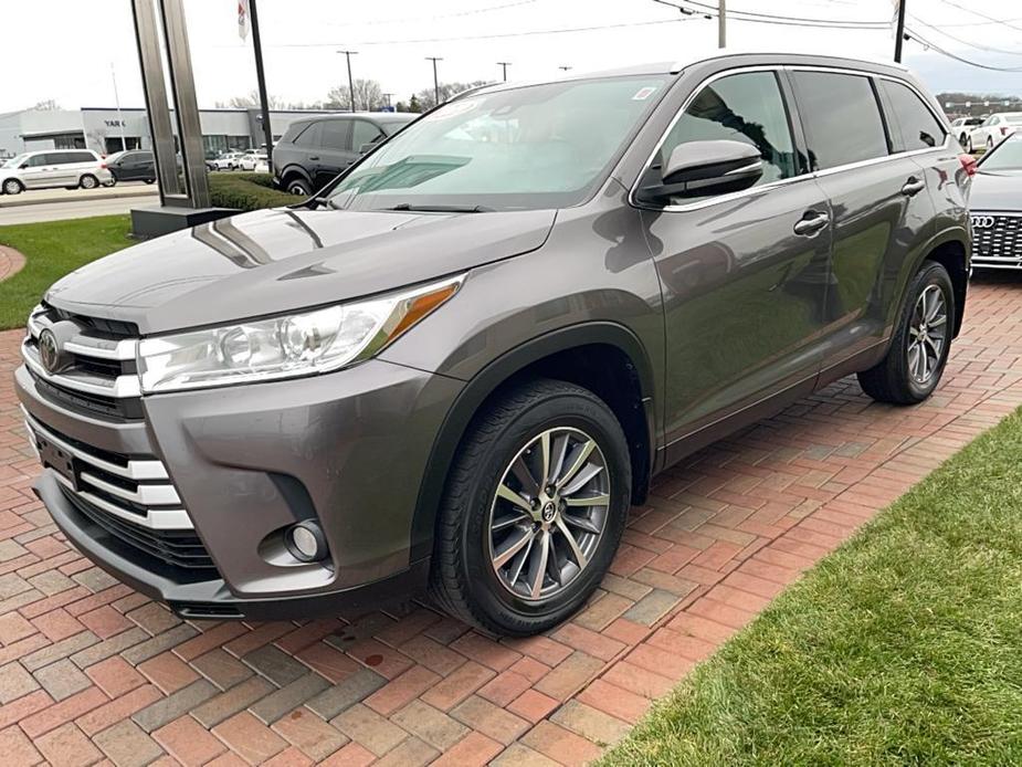 used 2019 Toyota Highlander car, priced at $25,000