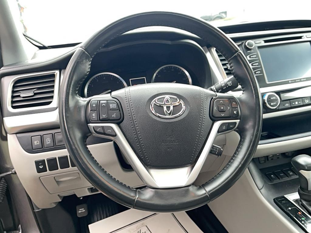 used 2019 Toyota Highlander car, priced at $25,000