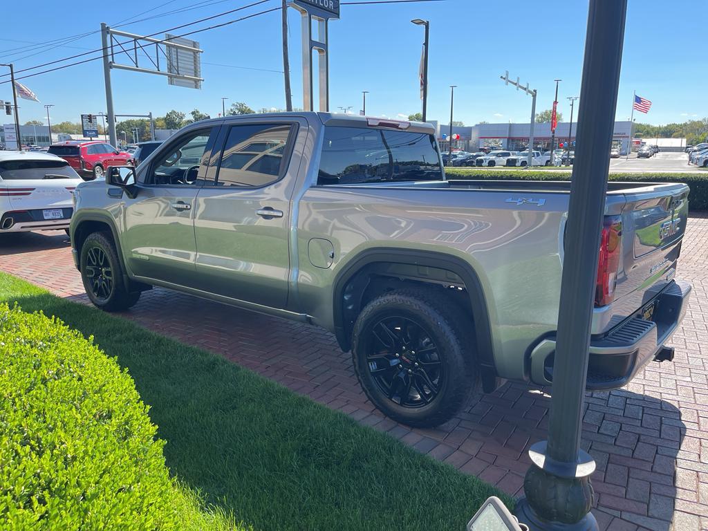 used 2024 GMC Sierra 1500 car, priced at $42,900