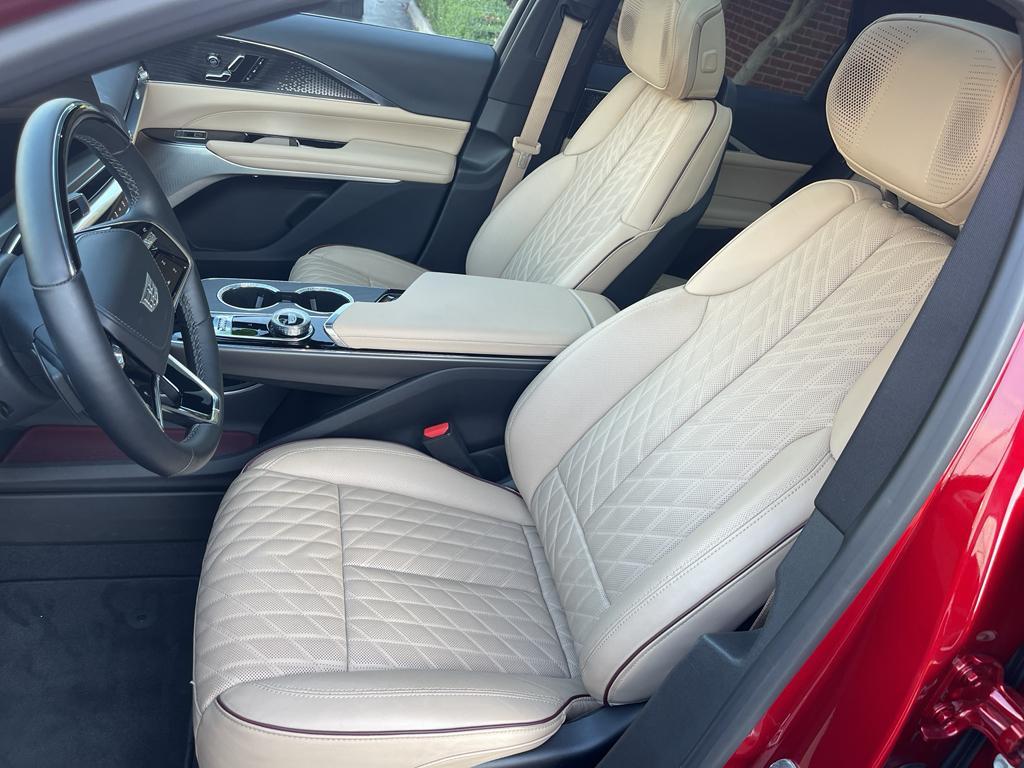 used 2024 Cadillac LYRIQ car, priced at $54,000