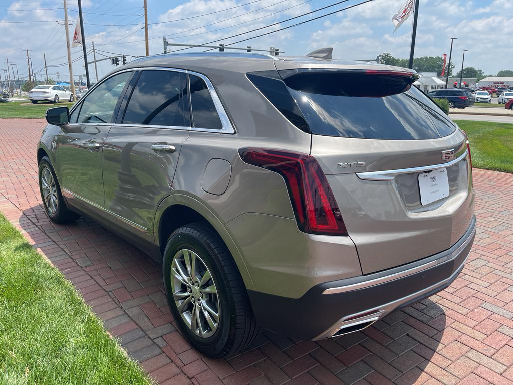 used 2023 Cadillac XT5 car, priced at $37,000