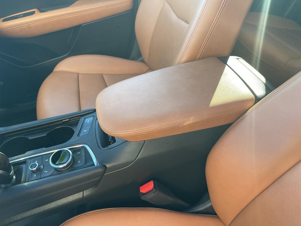 used 2025 Cadillac XT5 car, priced at $47,500