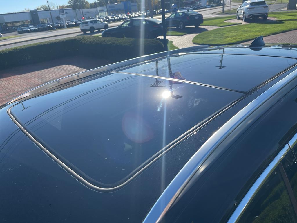 used 2025 Cadillac XT5 car, priced at $47,500