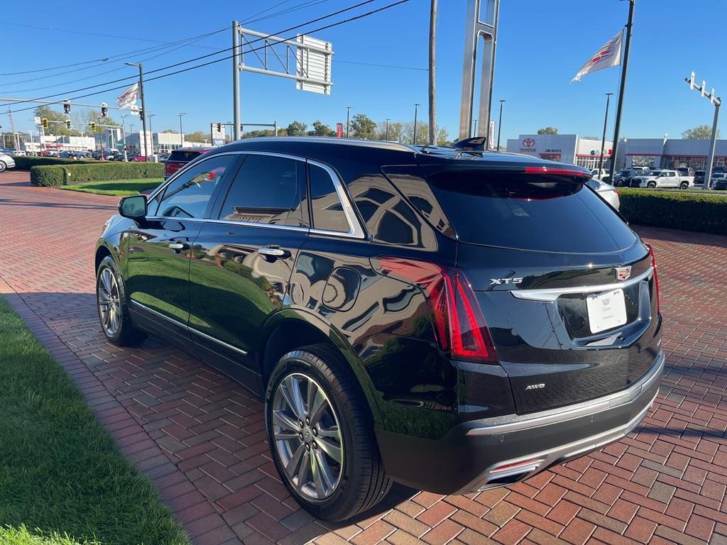 used 2025 Cadillac XT5 car, priced at $47,500