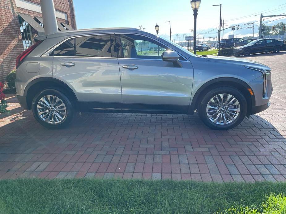 used 2024 Cadillac XT4 car, priced at $39,296