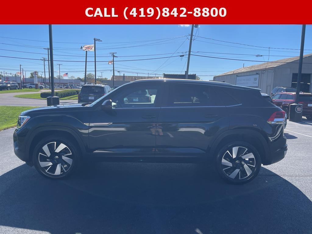 used 2025 Volkswagen Atlas Cross Sport car, priced at $38,000