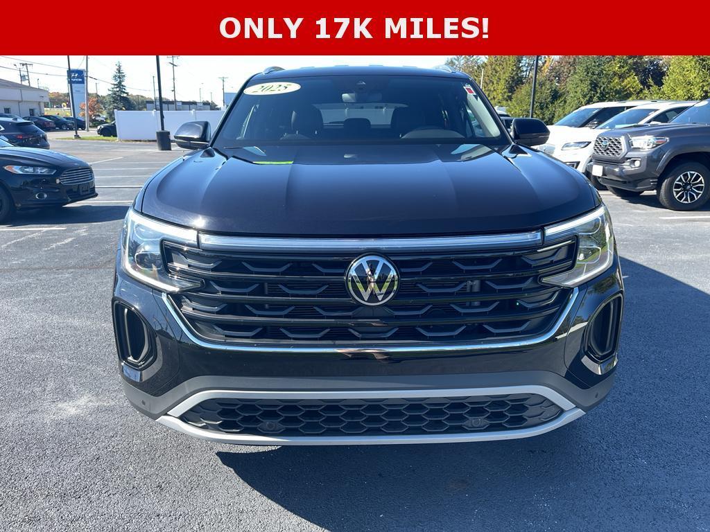 used 2025 Volkswagen Atlas Cross Sport car, priced at $38,000