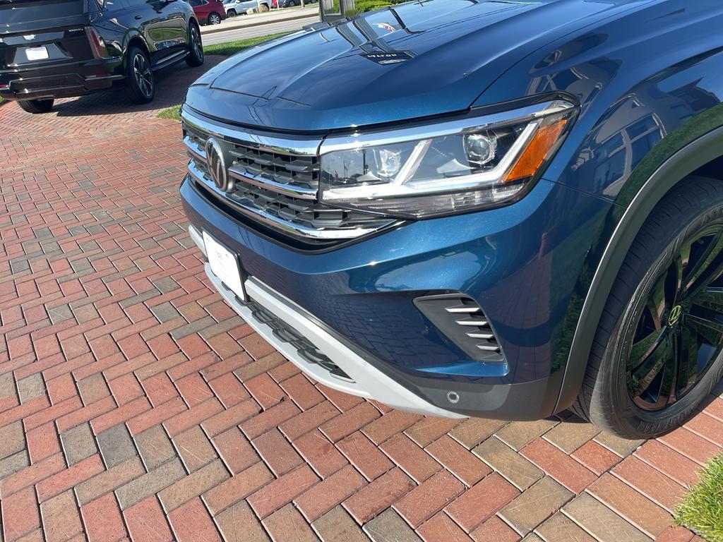 used 2022 Volkswagen Atlas Cross Sport car, priced at $30,600