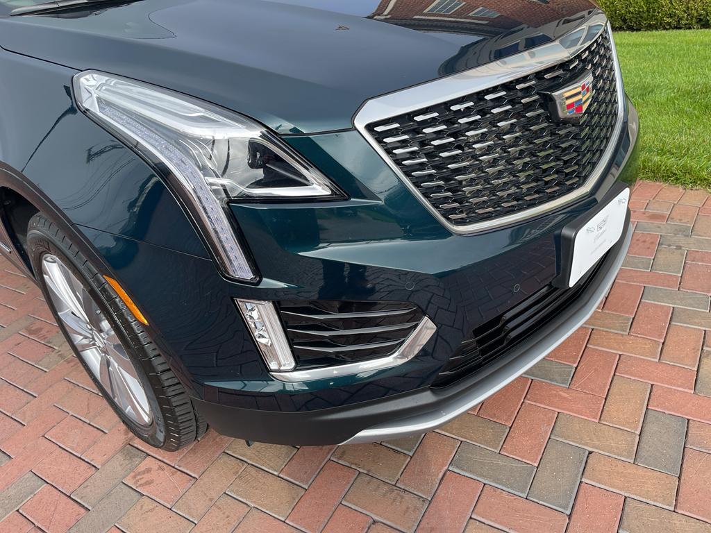 used 2025 Cadillac XT5 car, priced at $46,500