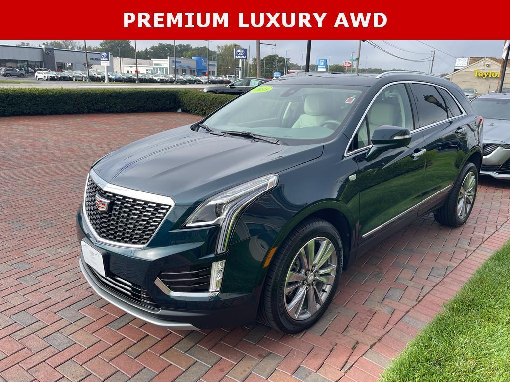 used 2025 Cadillac XT5 car, priced at $46,500