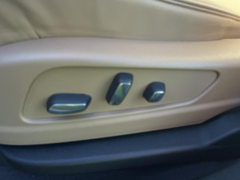 used 2024 Cadillac XT5 car, priced at $55,500