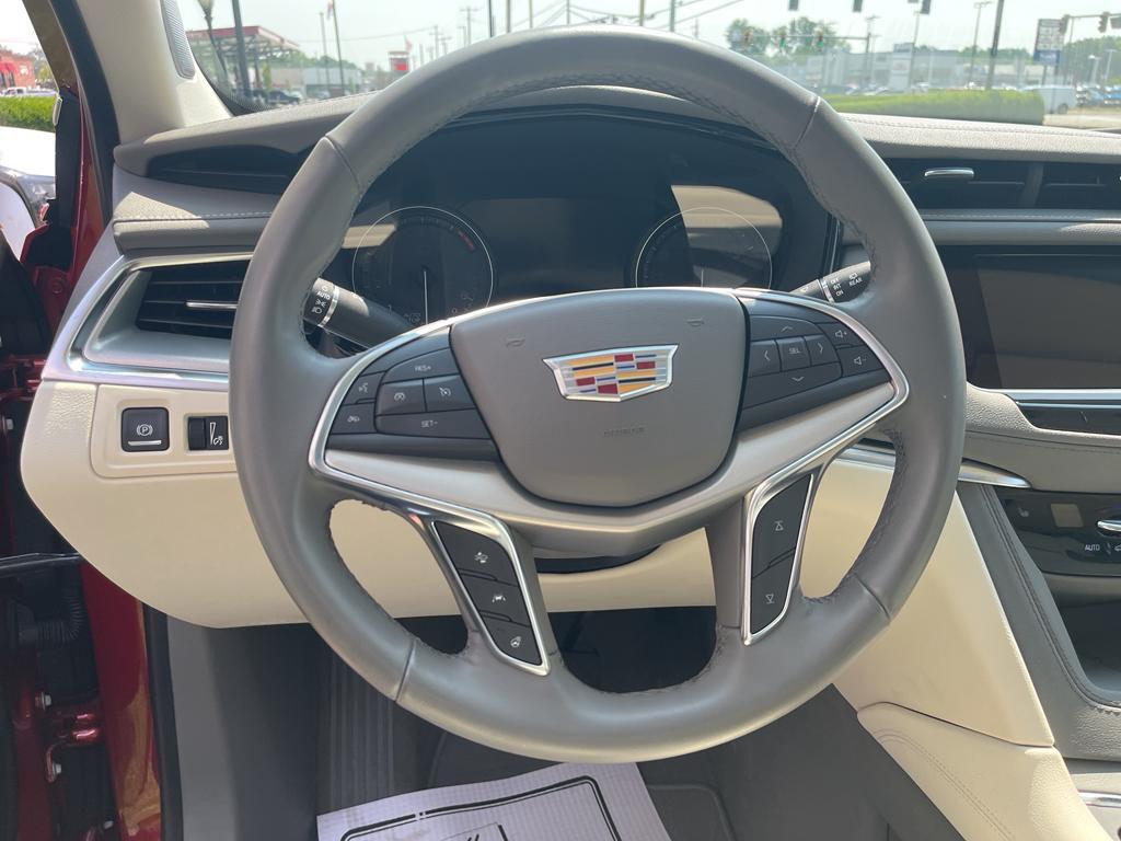 used 2024 Cadillac XT5 car, priced at $42,500
