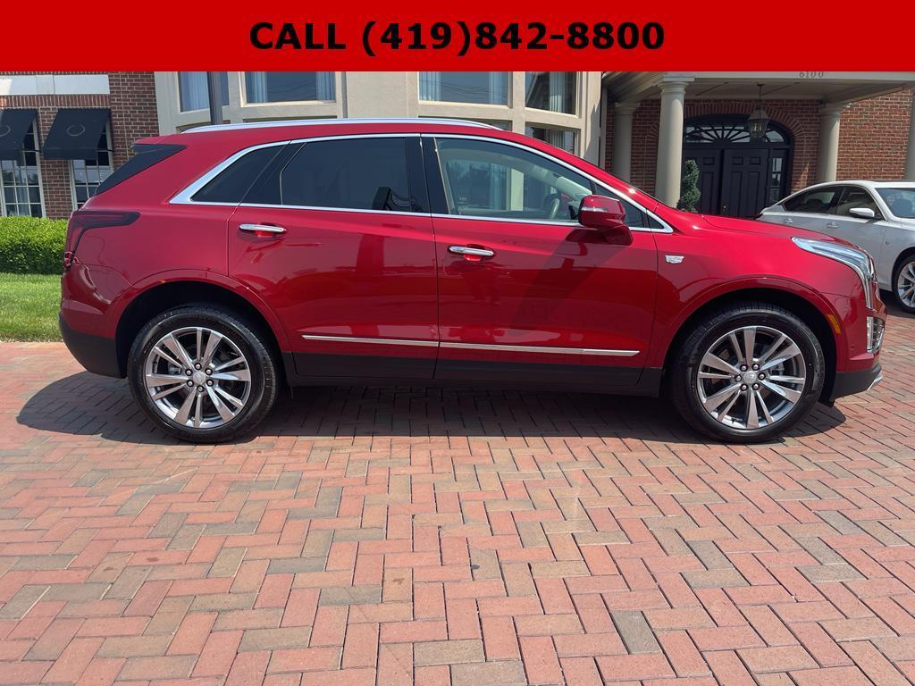 used 2024 Cadillac XT5 car, priced at $42,500