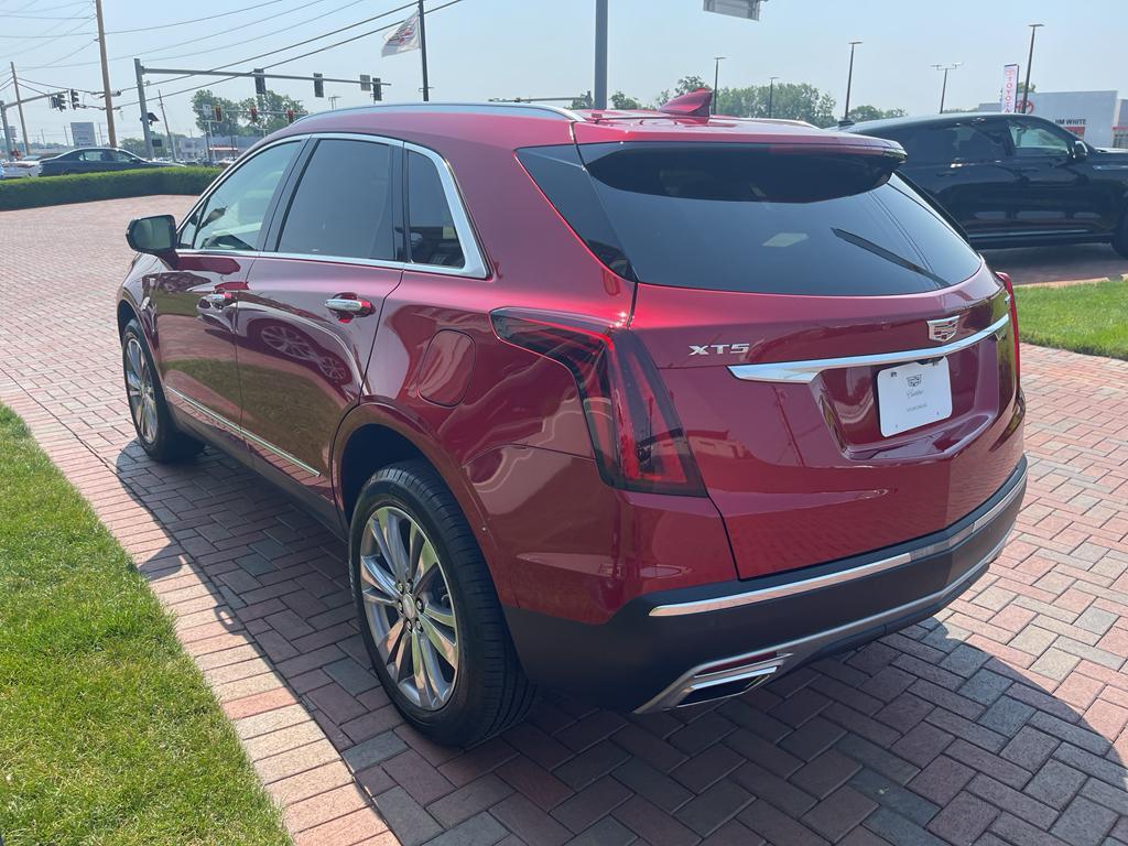 used 2024 Cadillac XT5 car, priced at $42,500