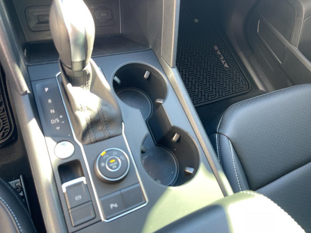 used 2021 Volkswagen Atlas car, priced at $32,900