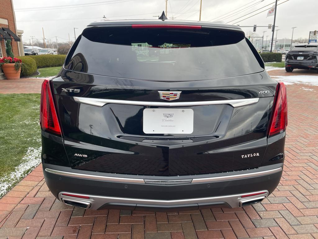 used 2022 Cadillac XT5 car, priced at $34,900