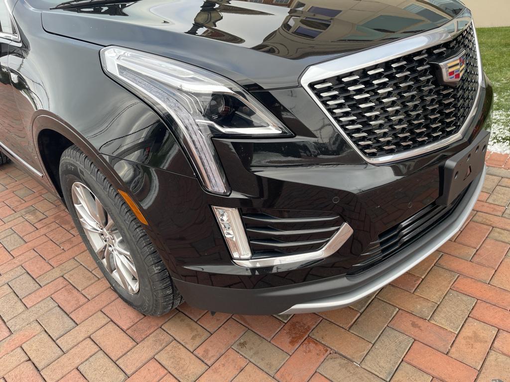 used 2022 Cadillac XT5 car, priced at $34,900