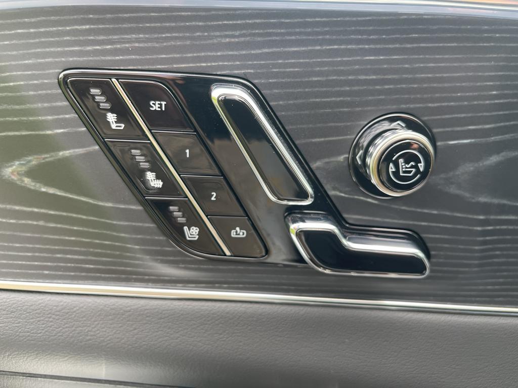 used 2024 Cadillac LYRIQ car, priced at $56,900