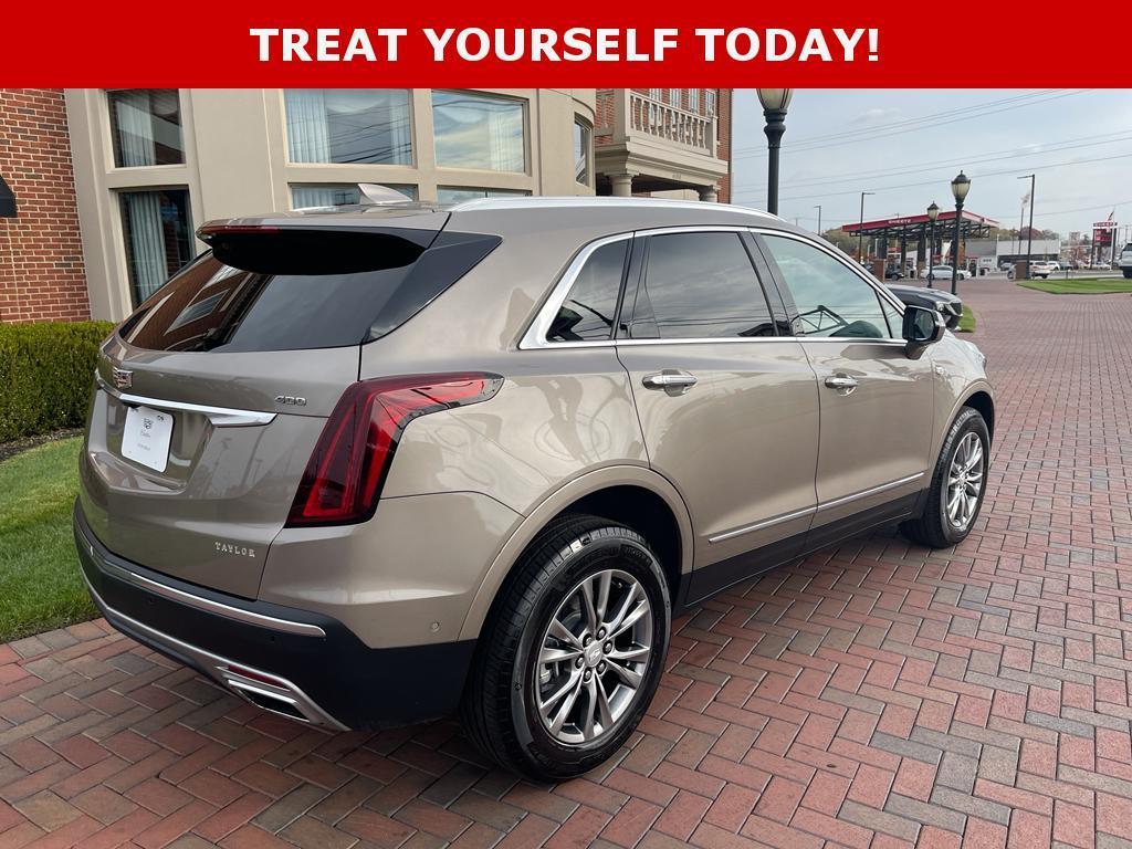 used 2023 Cadillac XT5 car, priced at $36,500