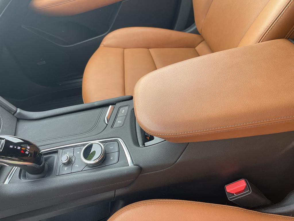 used 2023 Cadillac XT5 car, priced at $36,500