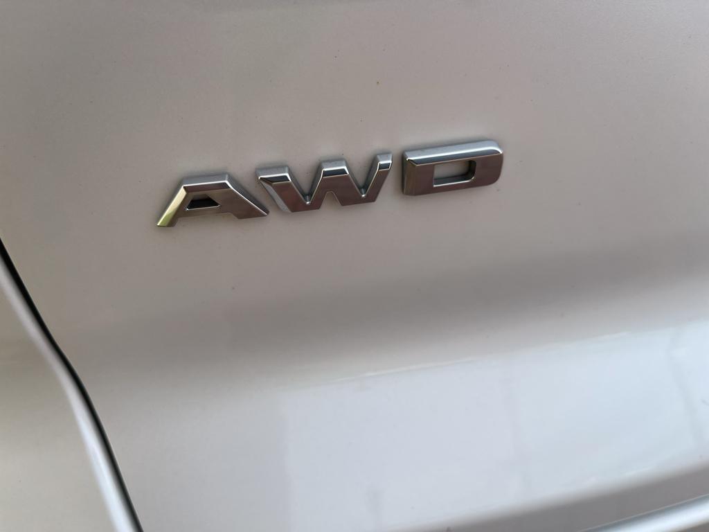 used 2023 Cadillac XT4 car, priced at $32,500