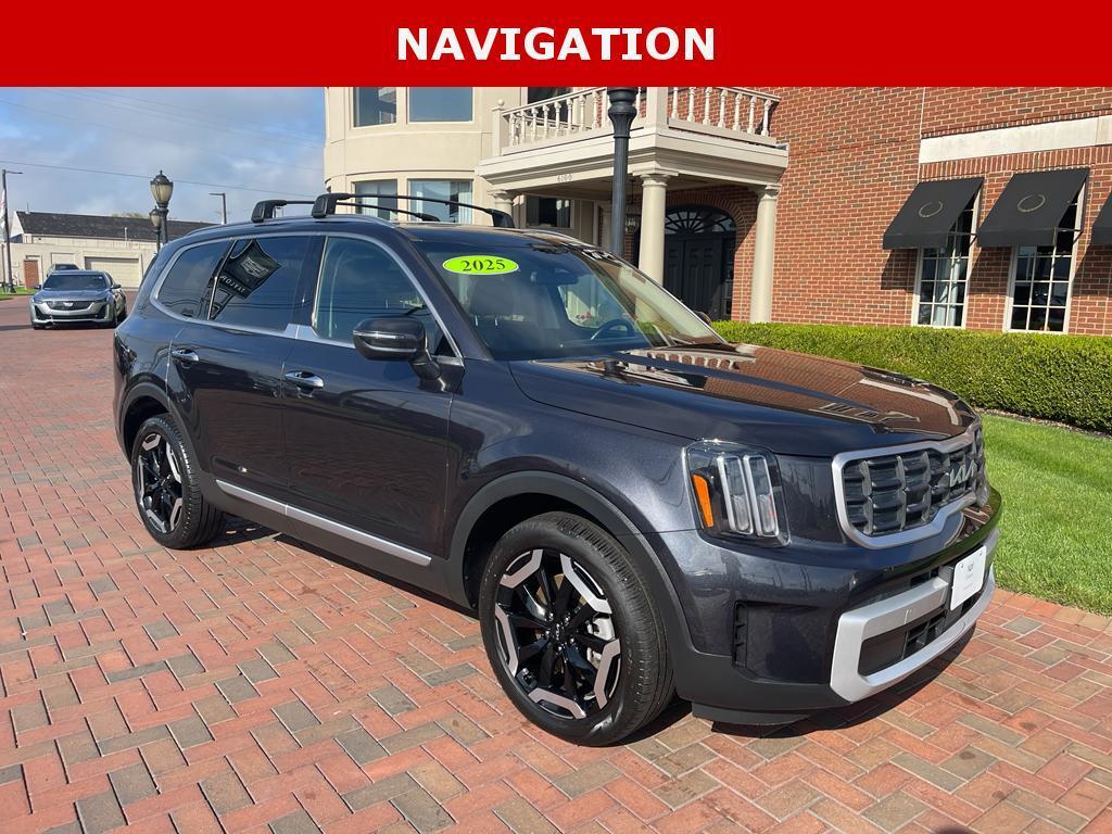 used 2025 Kia Telluride car, priced at $38,000