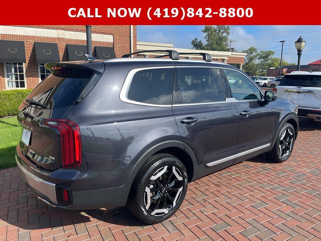 used 2025 Kia Telluride car, priced at $38,000