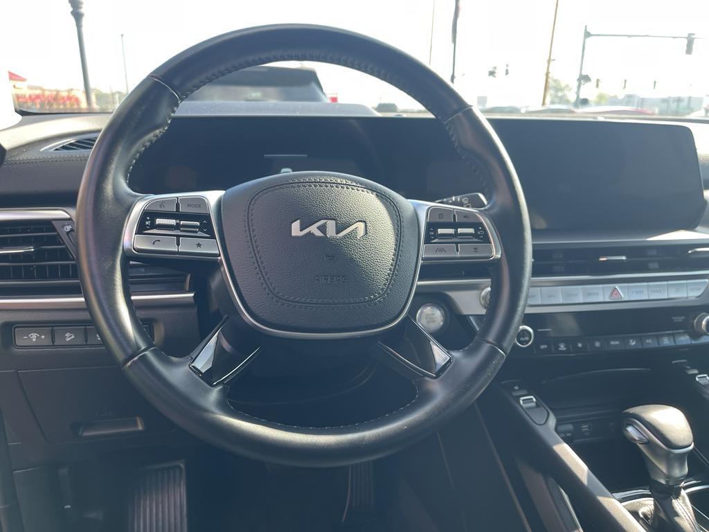used 2025 Kia Telluride car, priced at $38,000