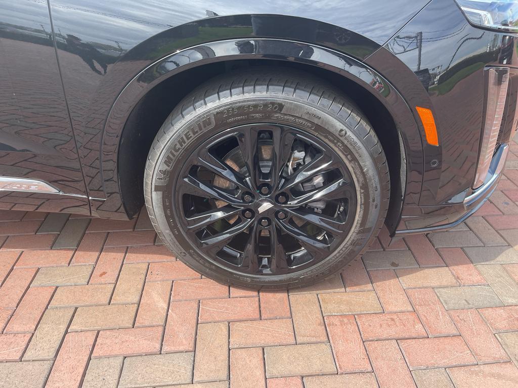used 2022 Cadillac XT6 car, priced at $38,900