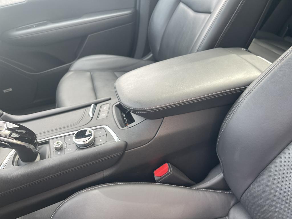 used 2022 Cadillac XT6 car, priced at $38,900