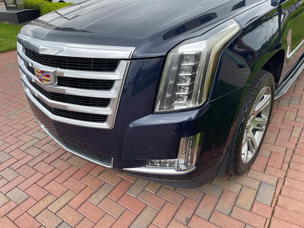 used 2018 Cadillac Escalade car, priced at $31,900