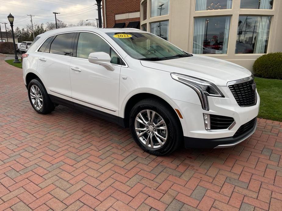 used 2022 Cadillac XT5 car, priced at $34,600