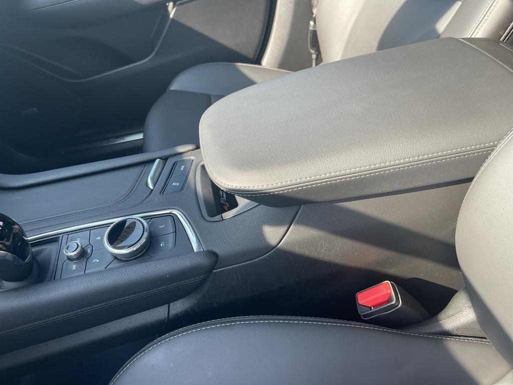 used 2023 Cadillac XT5 car, priced at $38,500