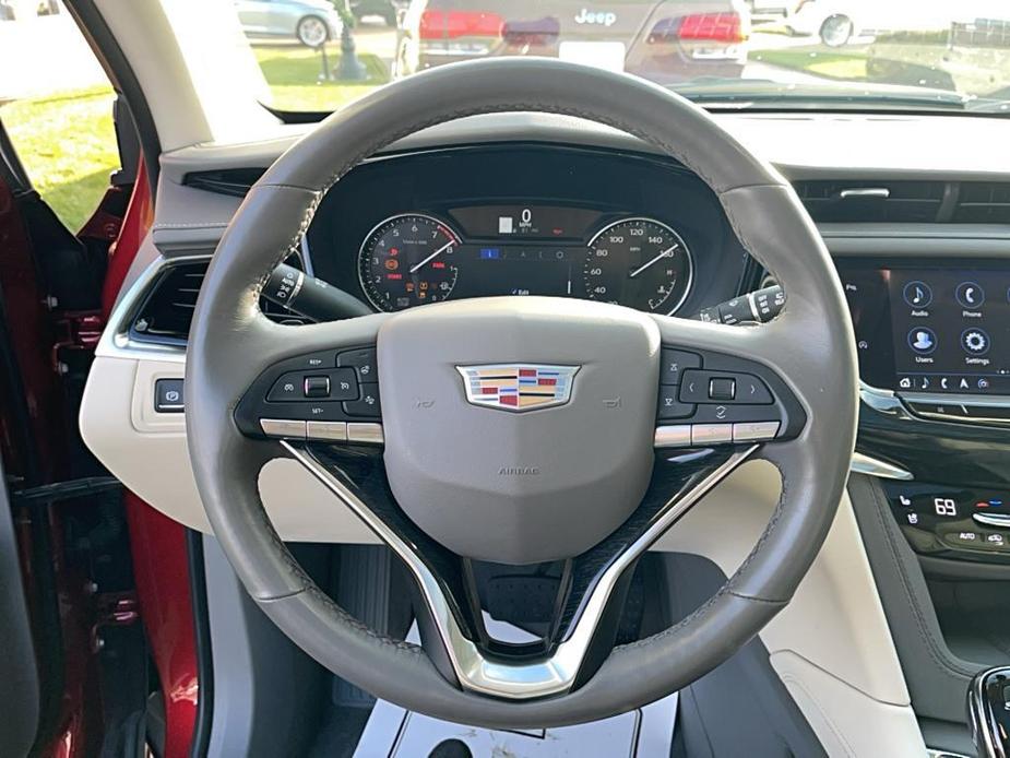 used 2023 Cadillac XT6 car, priced at $39,800