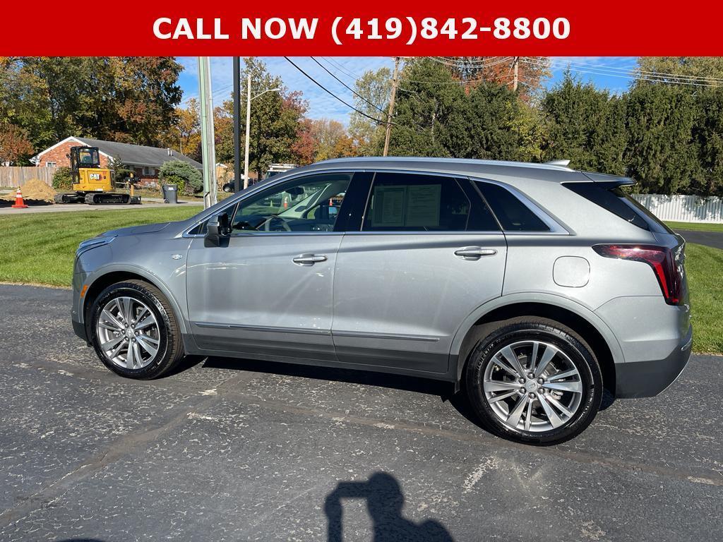 used 2025 Cadillac XT5 car, priced at $44,000