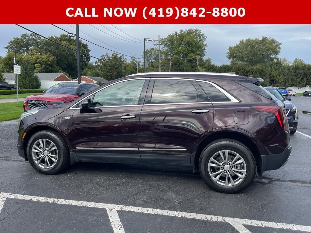 used 2021 Cadillac XT5 car, priced at $30,000