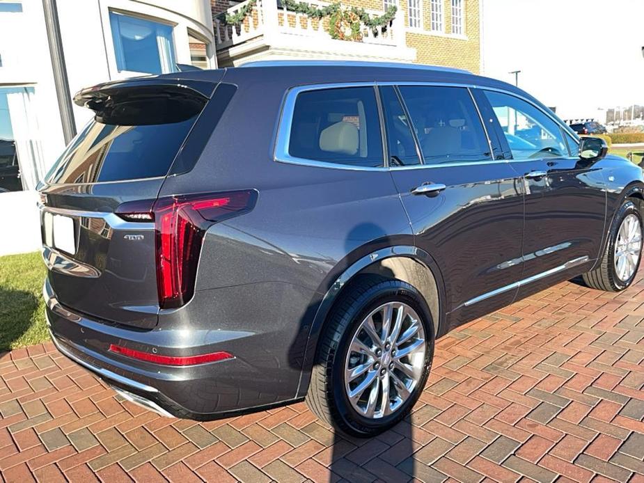 used 2022 Cadillac XT6 car, priced at $38,500