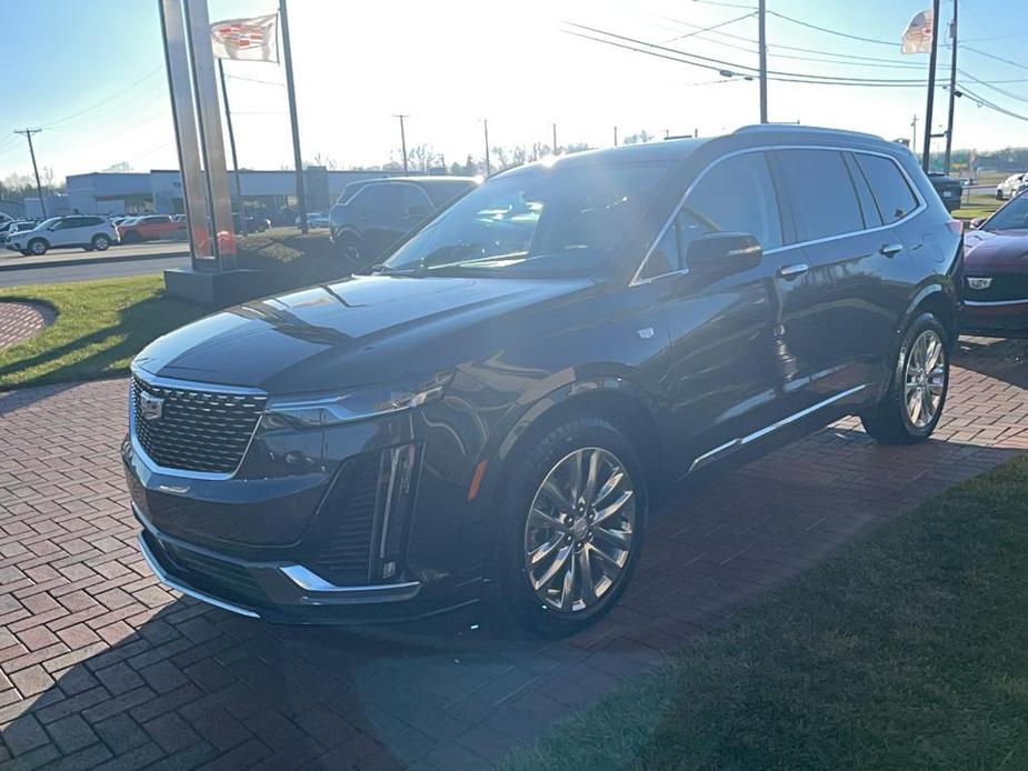 used 2022 Cadillac XT6 car, priced at $38,500